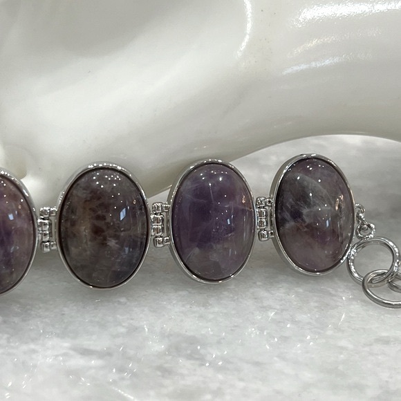 Amethyst Large Cabochon Silver Toggle Clasp Bracelet and Dangle Earrings - Picture 6 of 15